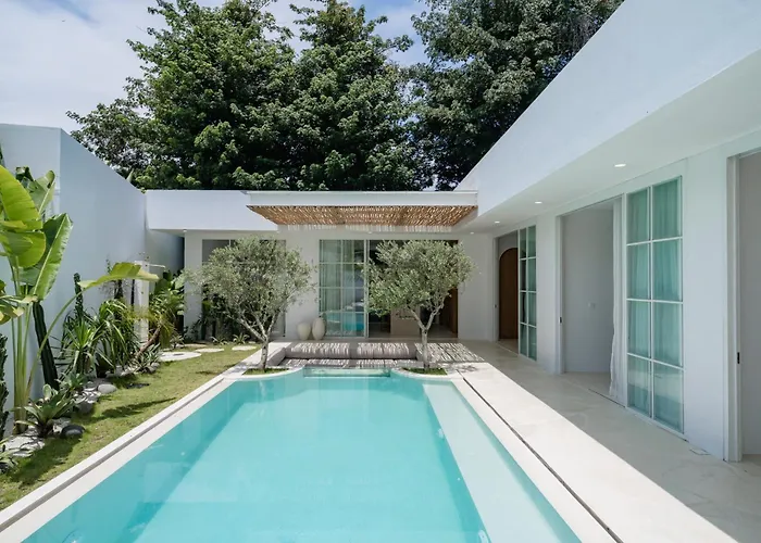 Nisi Bingin, Villa *